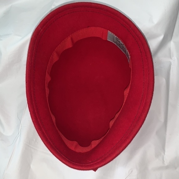 Kate Landry Red Wool Cap 21” - Picture 5 of 7